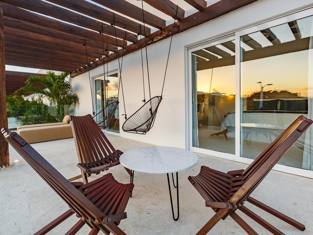 Suíte Júnior com Terraço e Vista da Cidade (2 Adultos + 2 Crianças)