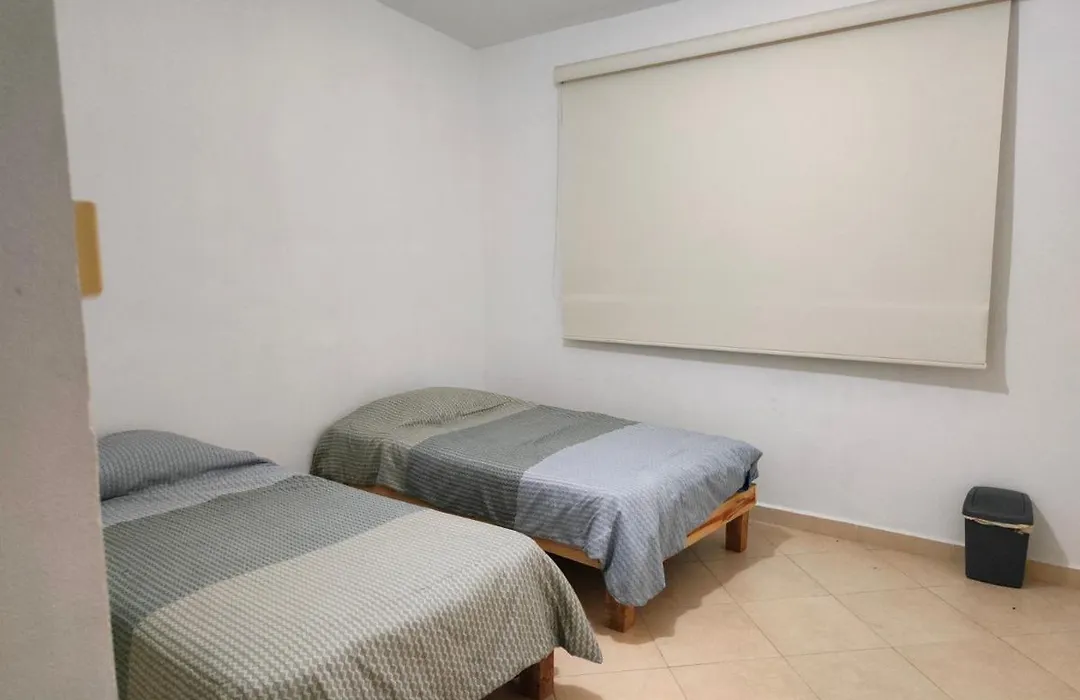 Casa En Playa Del Carmen Con Alberca Amplia Y Excelente Ubicacion-1