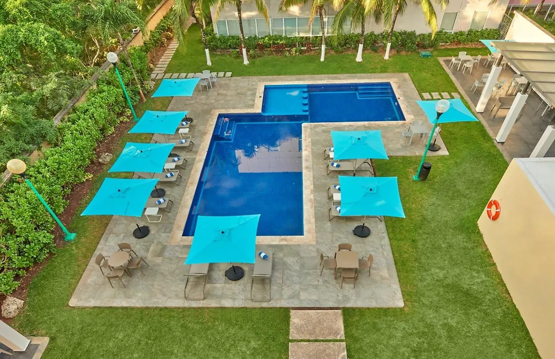 City Express By Marriott Playa Del Carmen-1