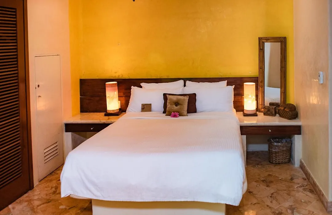 Villas Sacbe Condo Hotel And Beach Club-1