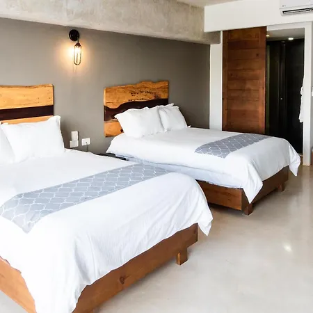 Hotel 52 Playa Del Carmen-3