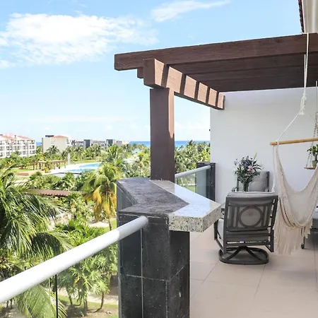 Brand New And Amazing Penthouse!-2