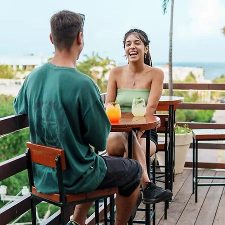 Maui Hostels Playa Del Carmen-2