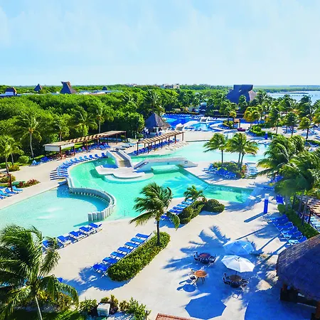 Bluebay Grand Esmeralda-2