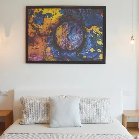 Brand New! Fully Equipped Studio Right On 5Th Ave-3